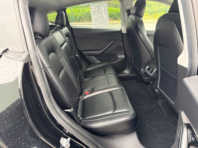 Used 2021 Tesla Model Y Long Range AWD/4WD image 12