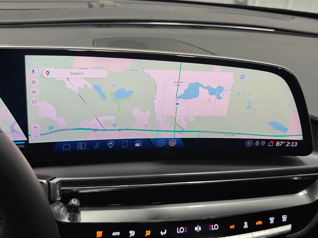 Used 2024 Cadillac Lyriq Tech RWD image 33