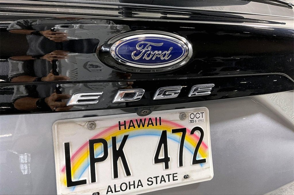 Used 2024 Ford Edge SEL w/ Convenience Package image 7