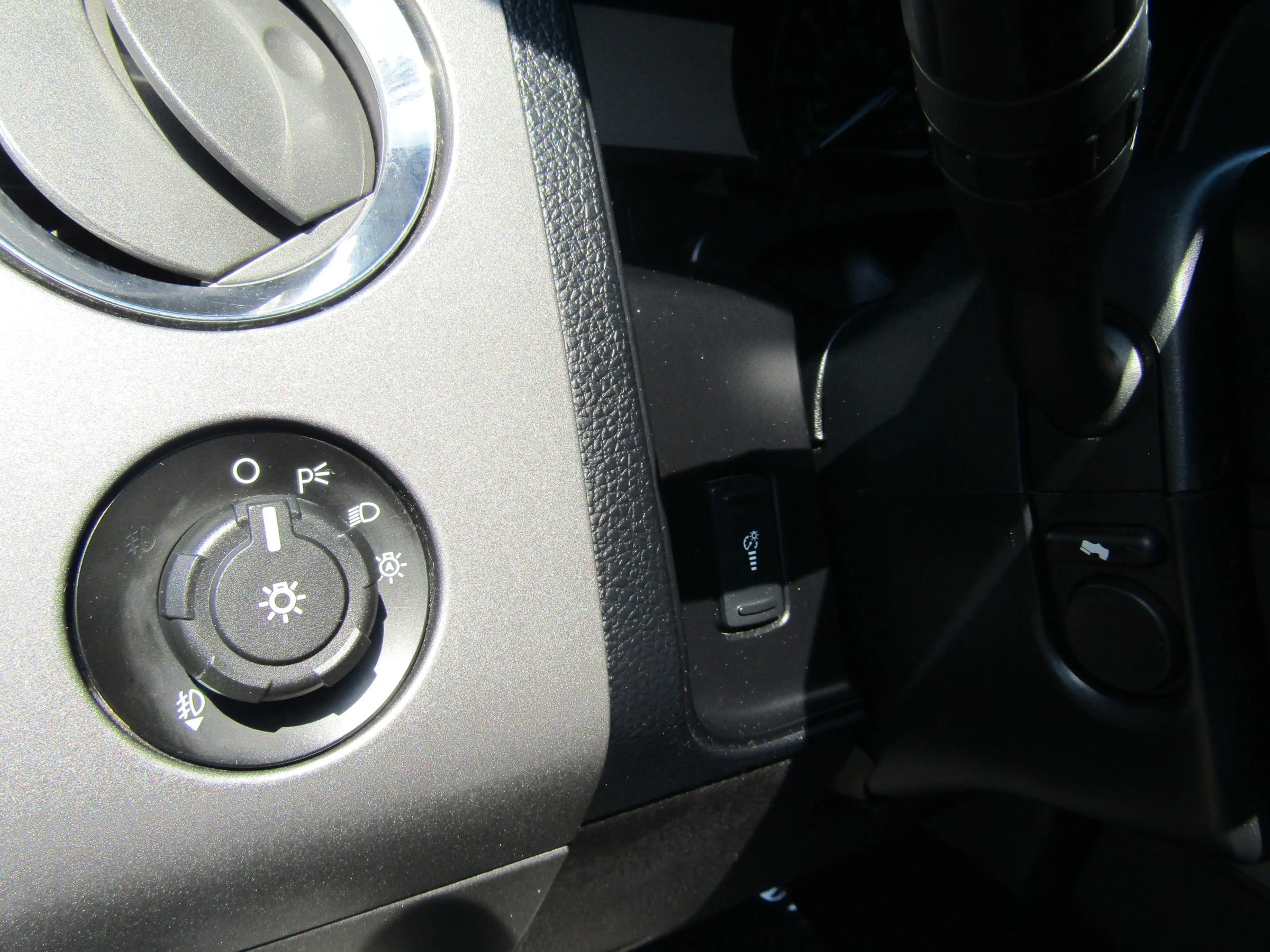 Used 2016 Ford Expedition Platinum AWD/4WD image 32