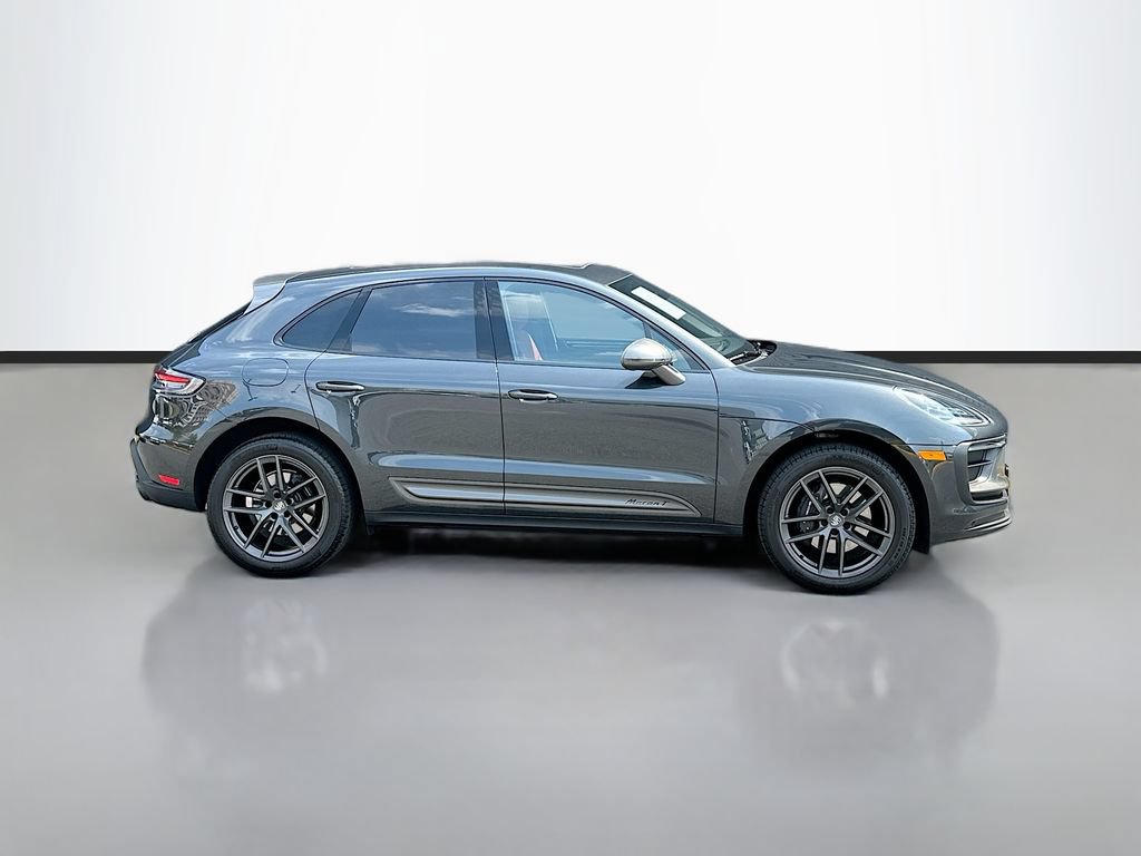 Certified 2026 Porsche Macan Turbo AWD/4WD image 8