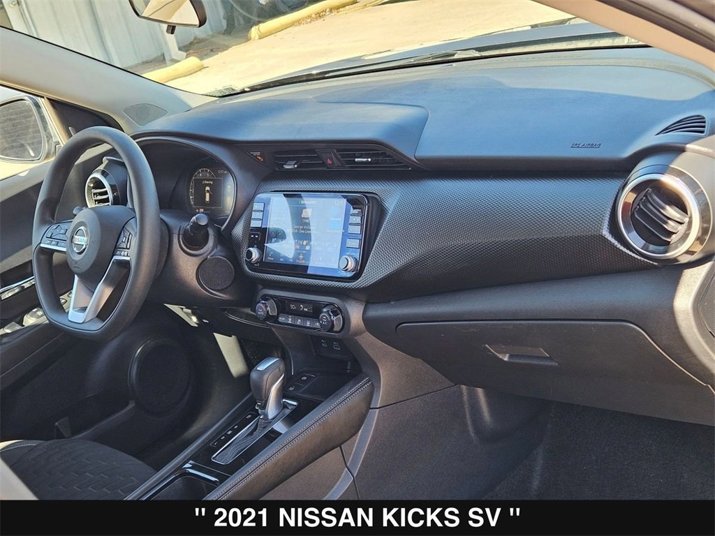 Used 2021 Nissan Kicks SV image 45