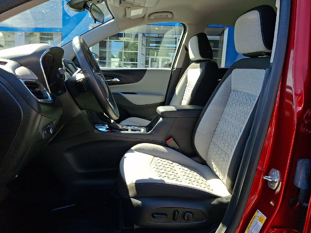 Certified 2024 Chevrolet Equinox LT FWD image 16