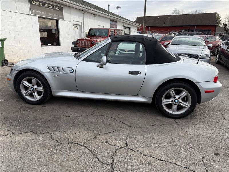 Used 2000 BMW Z3 2.5i RWD image 4