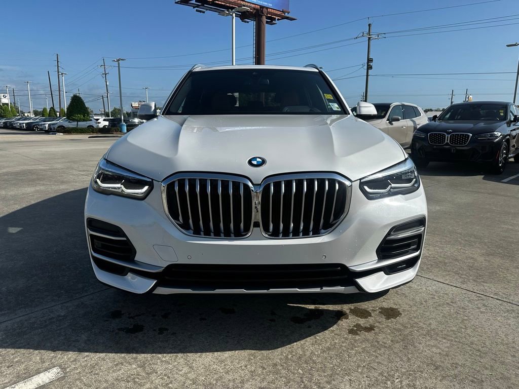 Used 2023 BMW X5 sDrive40i w/ Premium Package image 2