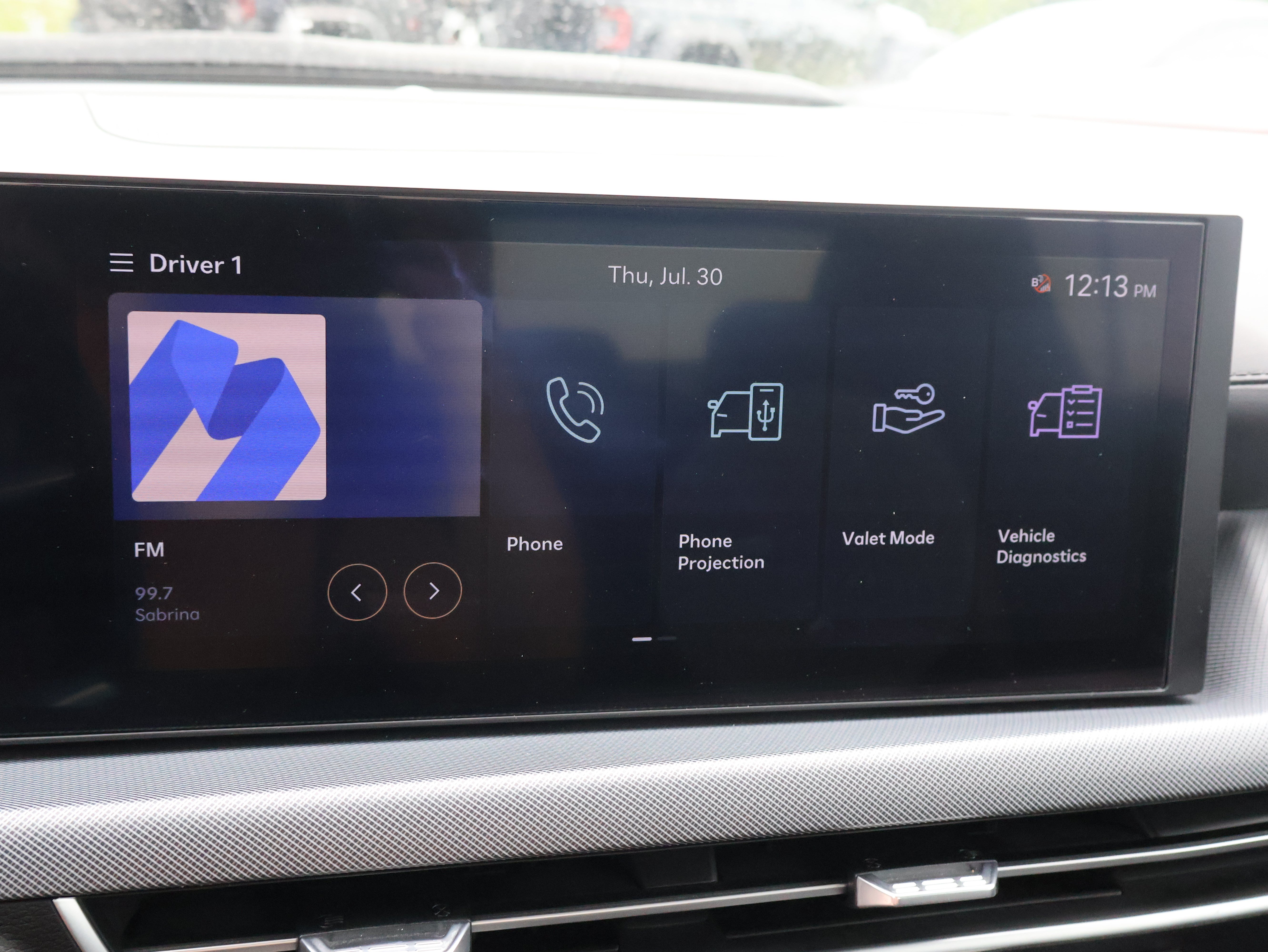 Used 2025 Hyundai Sonata SEL FWD image 30