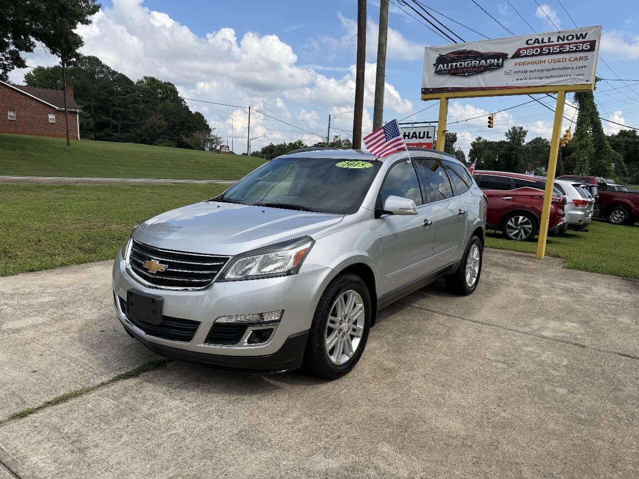 Used 2015 Chevrolet Traverse LT w/ Style and Technology Package AWD/4WD image 1