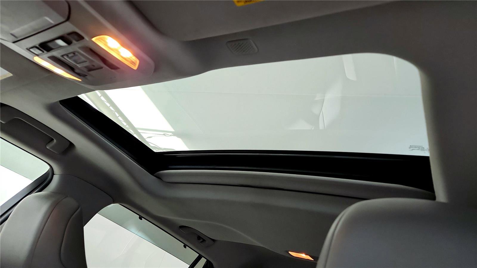 Certified 2022 Toyota Highlander XLE image 27