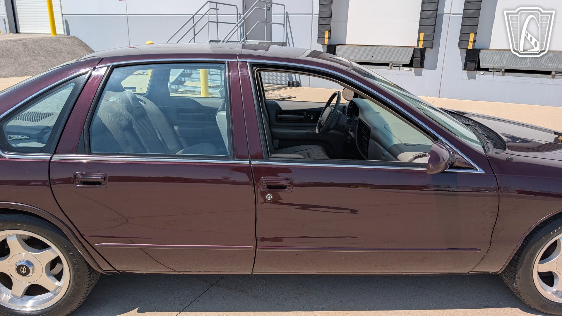 Used 1995 Chevrolet Impala SS RWD image 38