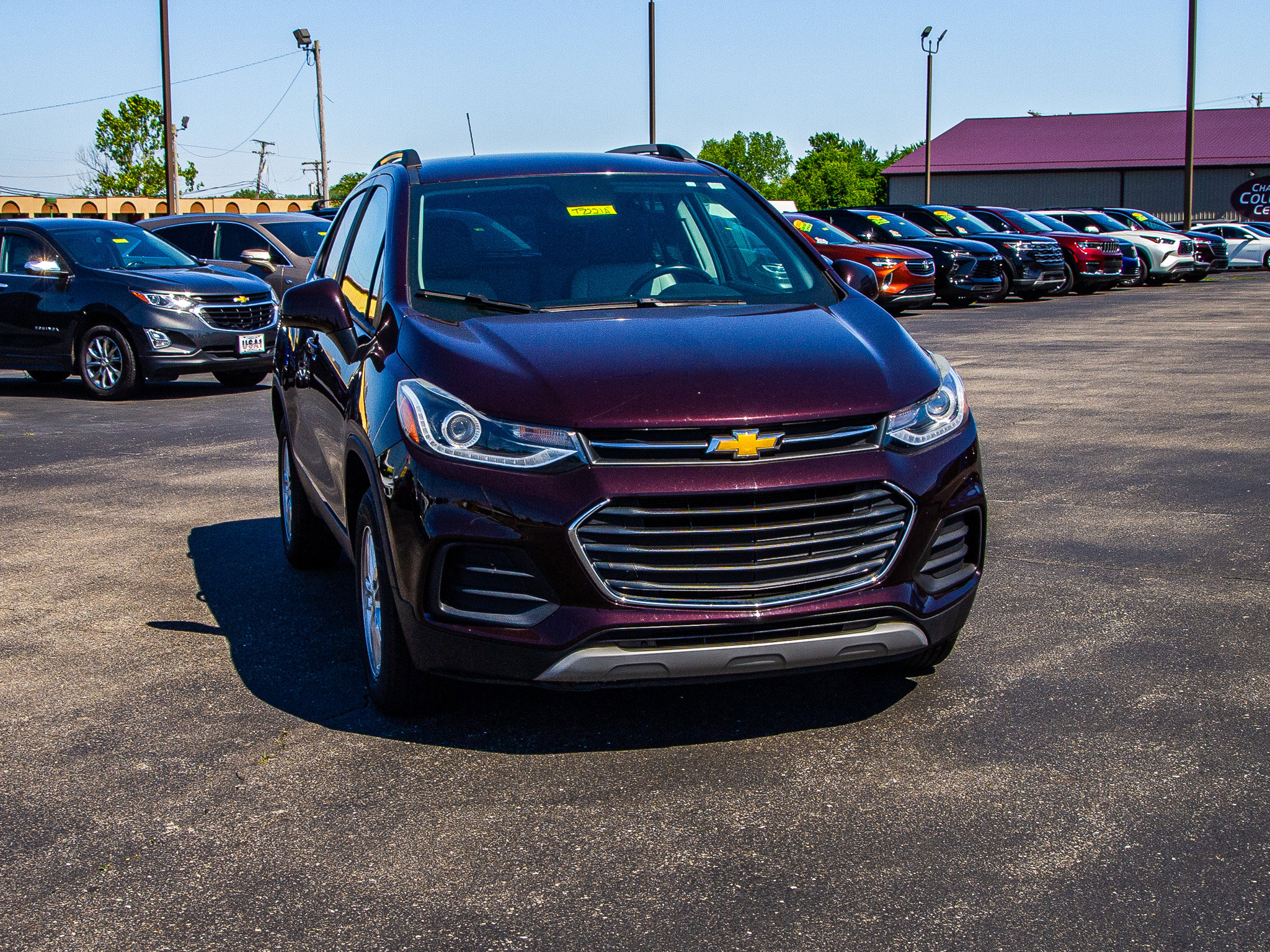 Used 2021 Chevrolet Trax LT w/ Premium Seat Package AWD/4WD image 10