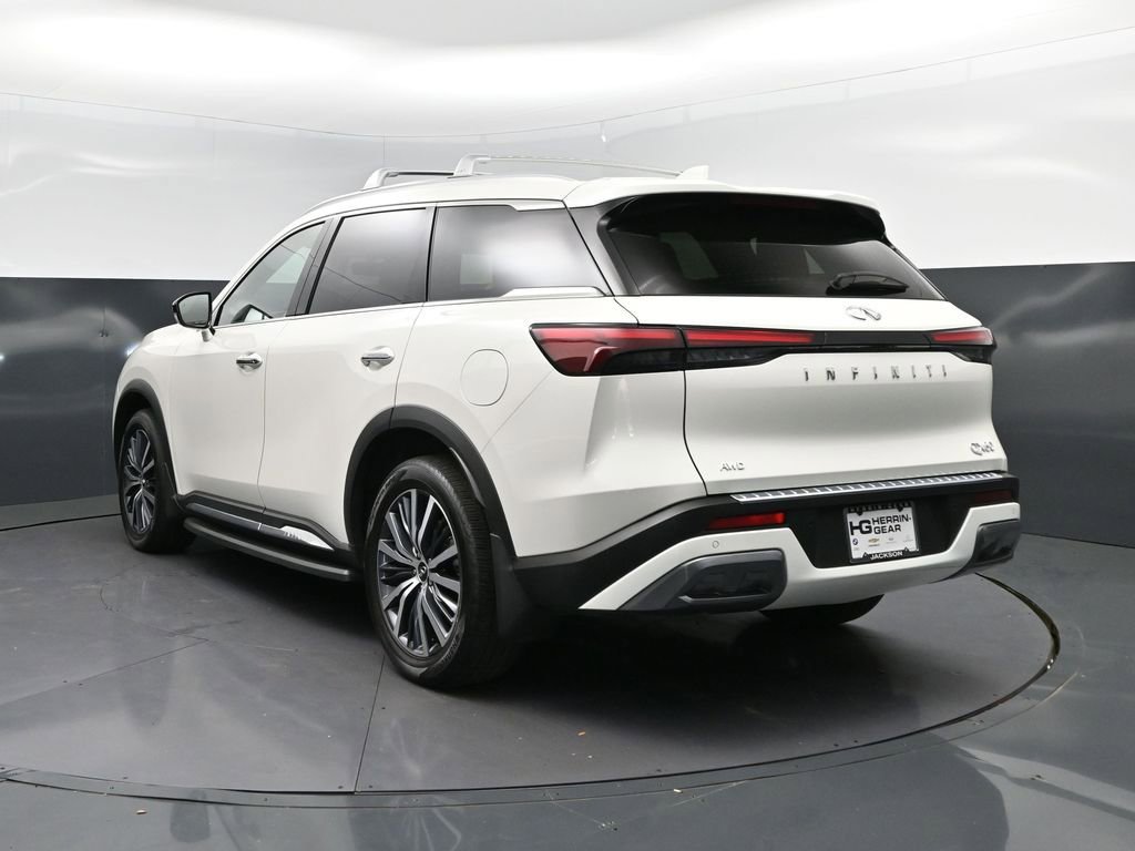 Used 2023 INFINITI QX60 Sensory w/ Vision Package image 5