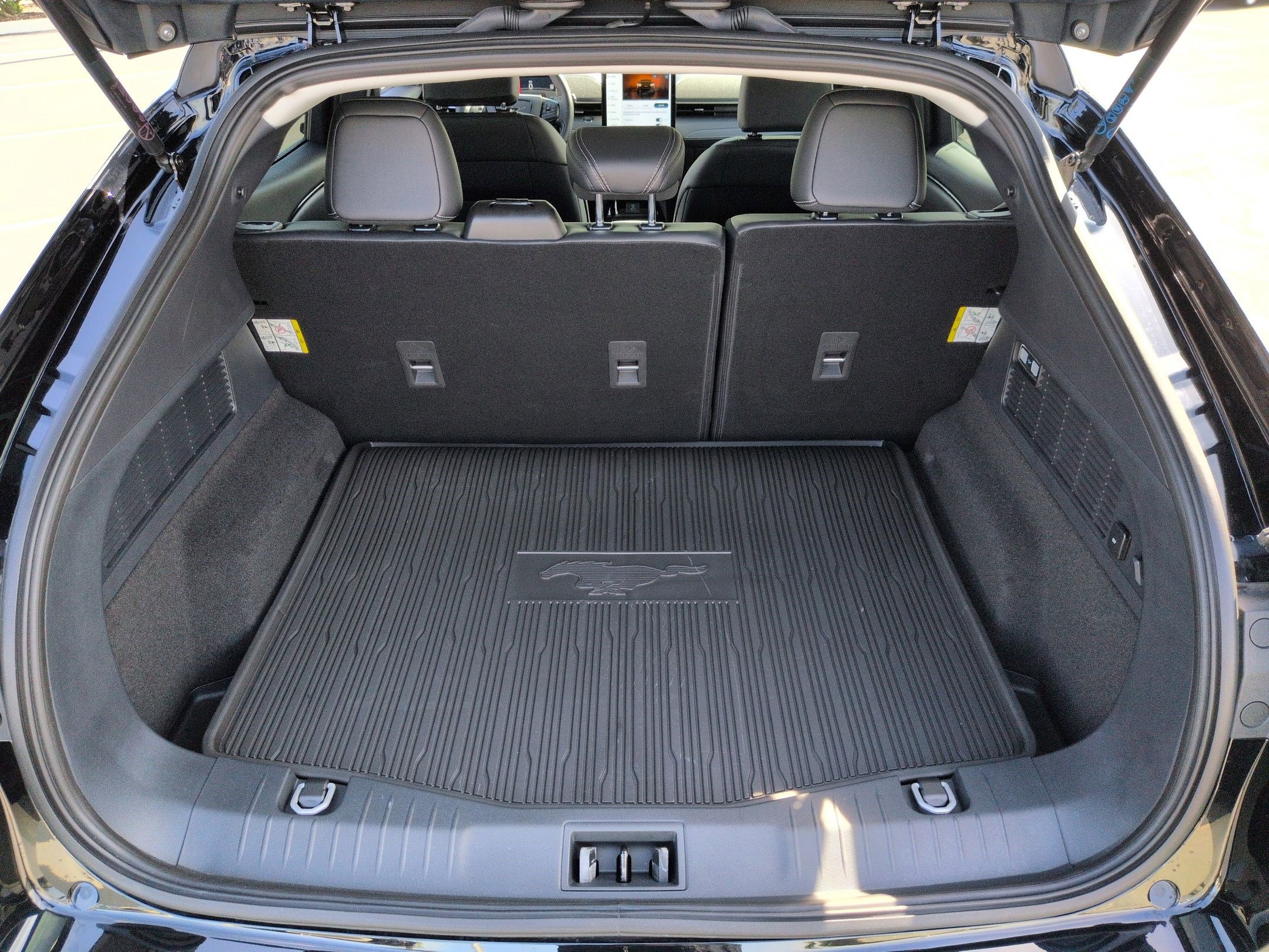 Used 2024 Ford Mustang Mach-E Select w/ Comfort Package Lite image 31