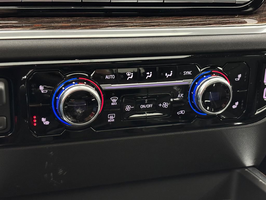 New 2026 GMC Sierra 1500 Elevation w/ Elevation Premium Package image 25