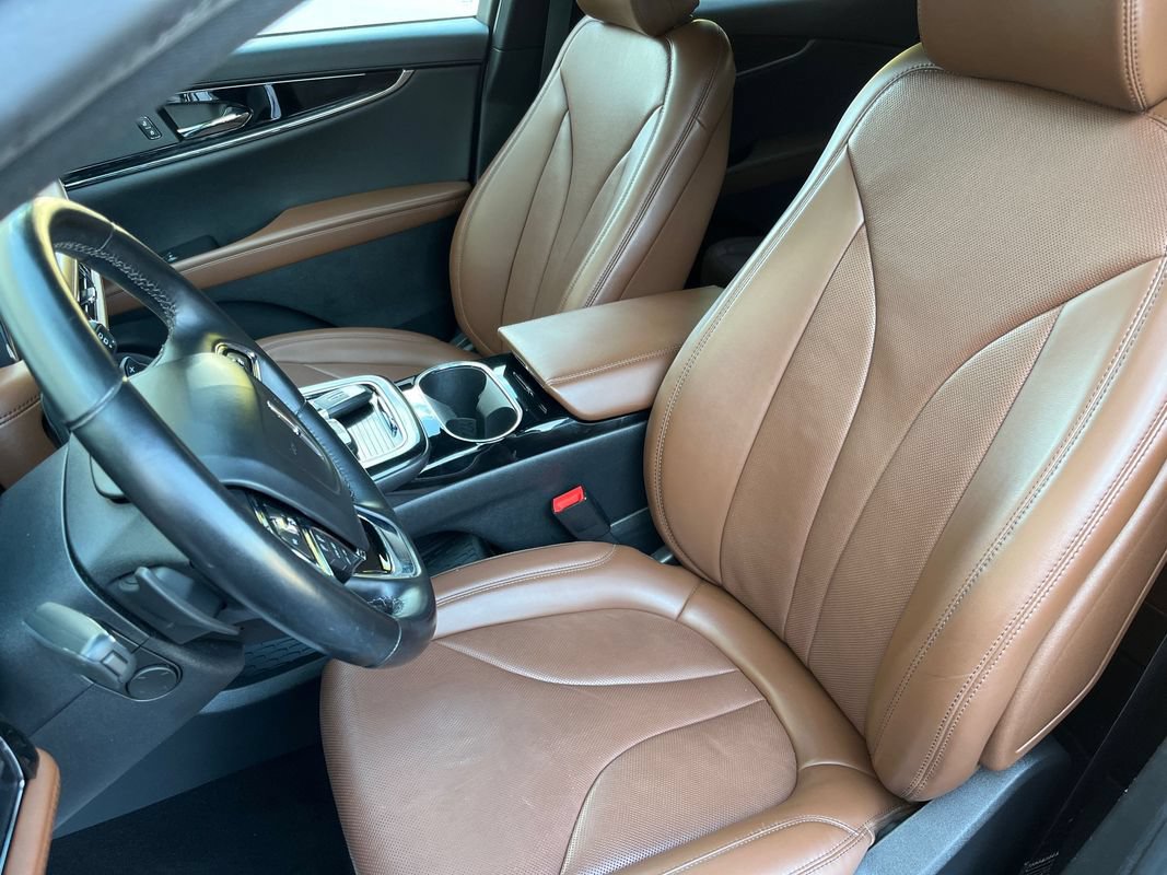 Used 2022 Lincoln Nautilus Reserve AWD/4WD image 8