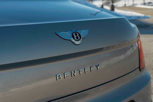 Used 2022 Bentley Flying Spur W12 image 42