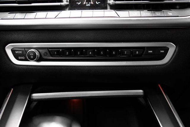 Used 2022 BMW X5 xDrive40i w/ M Sport Package AWD/4WD image 26