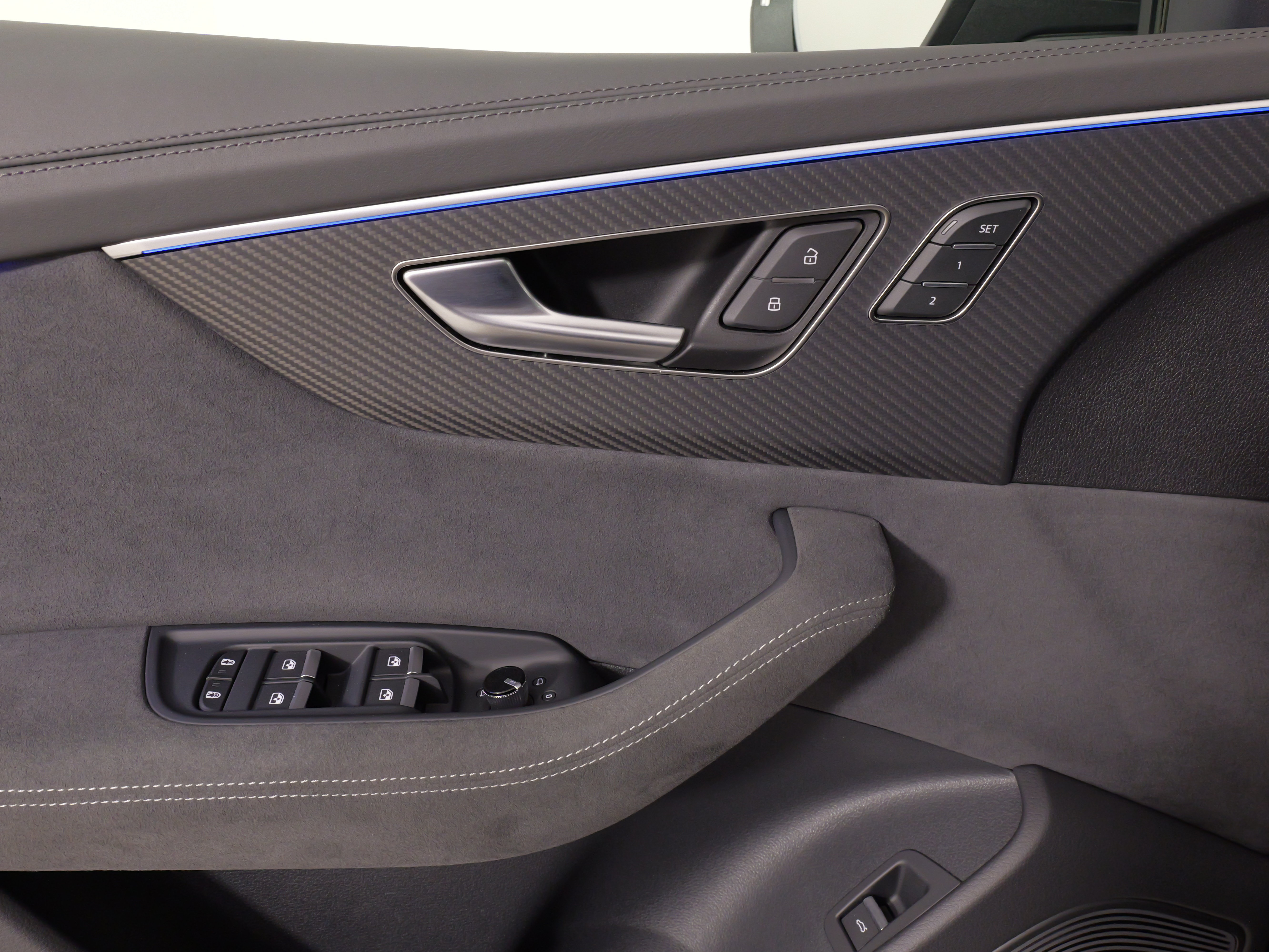 Used 2025 Audi RS Q8 performance AWD/4WD image 29