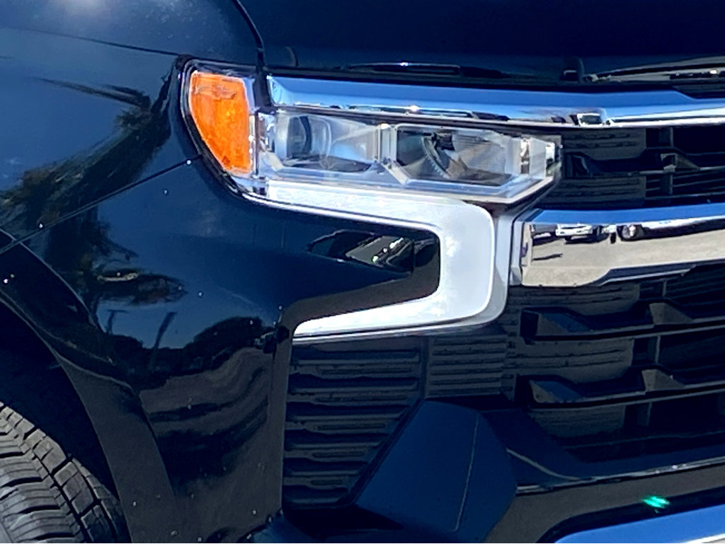 New 2025 Chevrolet Silverado 1500 LT image 2