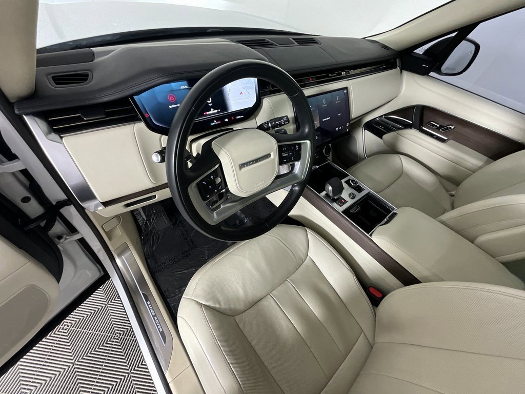 Certified 2023 Land Rover Range Rover SE image 15