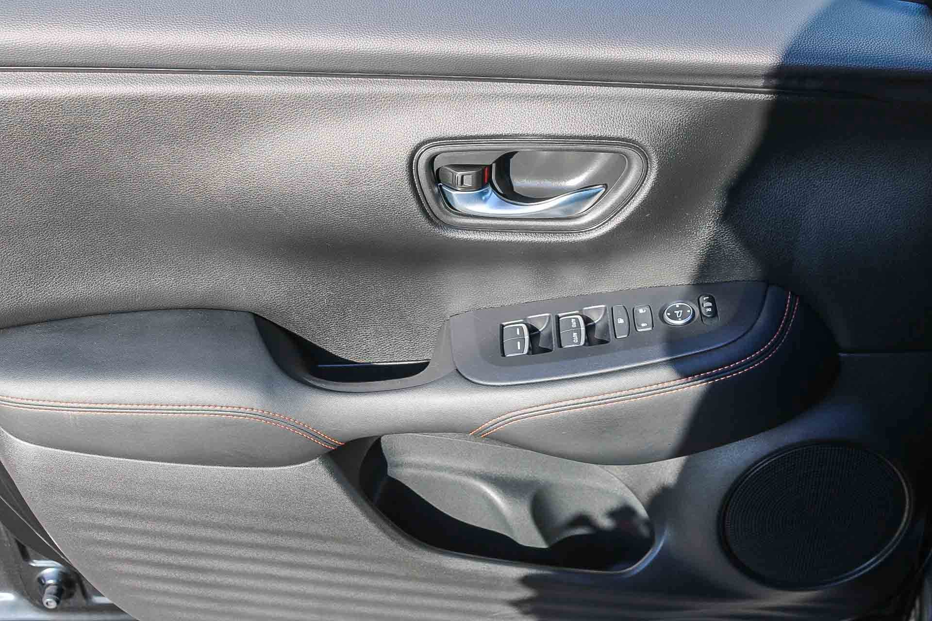 Certified 2023 Honda HR-V Sport image 21