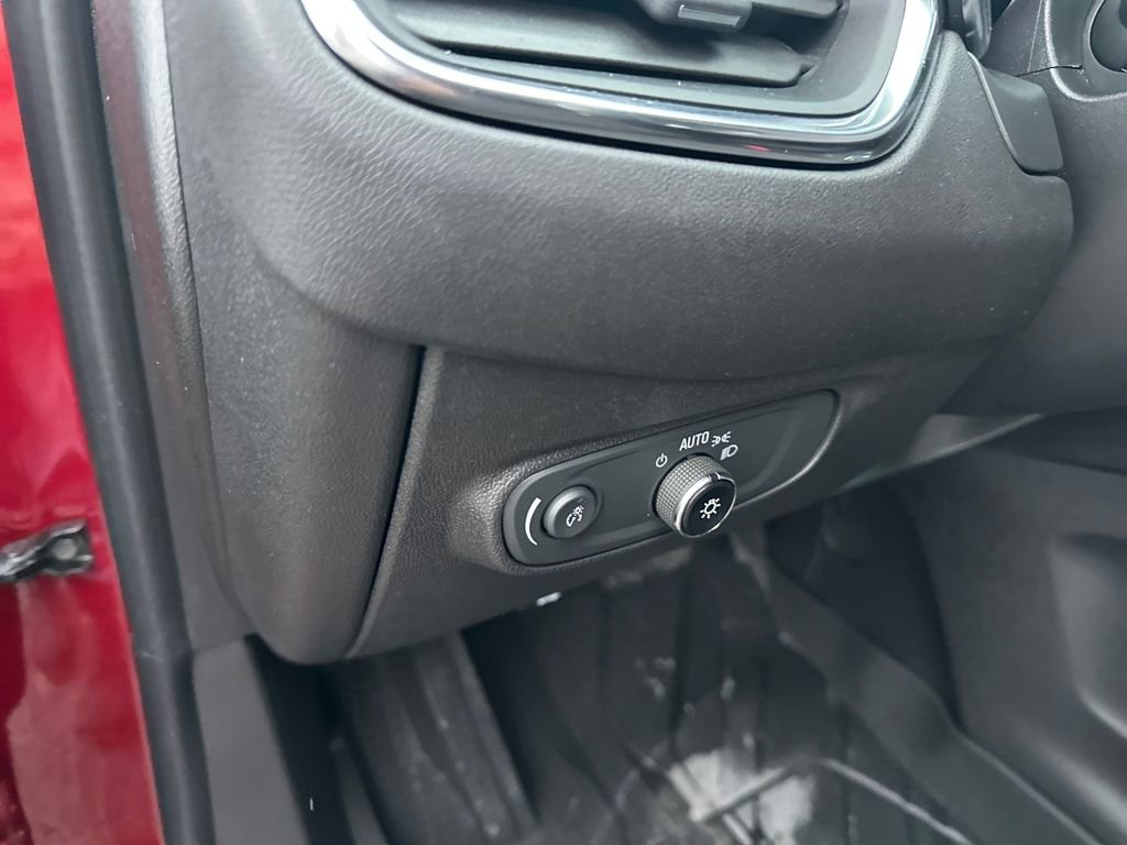 Certified 2024 Chevrolet Equinox LT w/ LPO, Floor Liner Package image 15