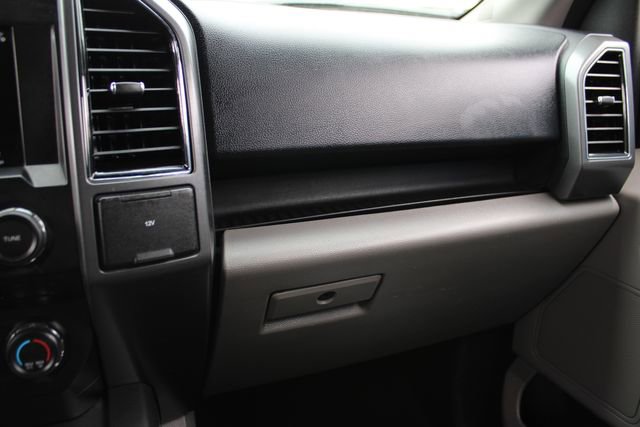 Used 2018 Ford F150 XLT w/ Equipment Group 302A Luxury image 19