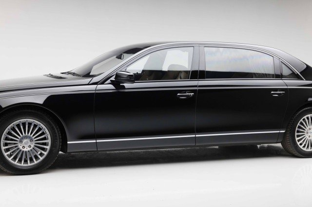 Used 2012 Maybach 62 image 37
