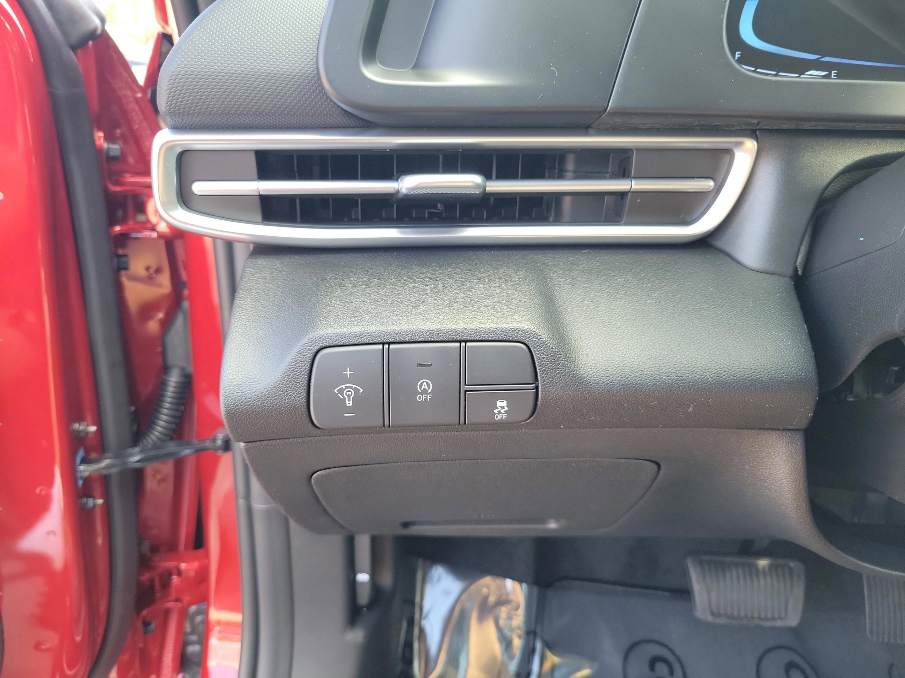 New 2026 Hyundai Elantra SE image 13