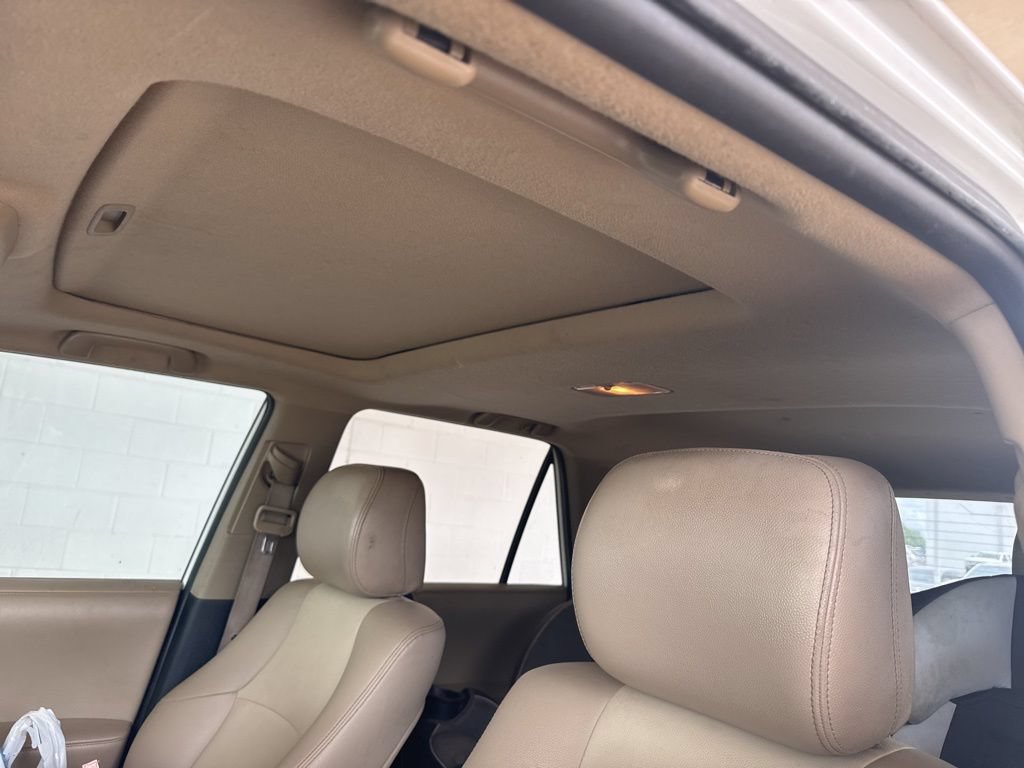 Used 2016 Toyota 4Runner SR5 Premium AWD/4WD image 7