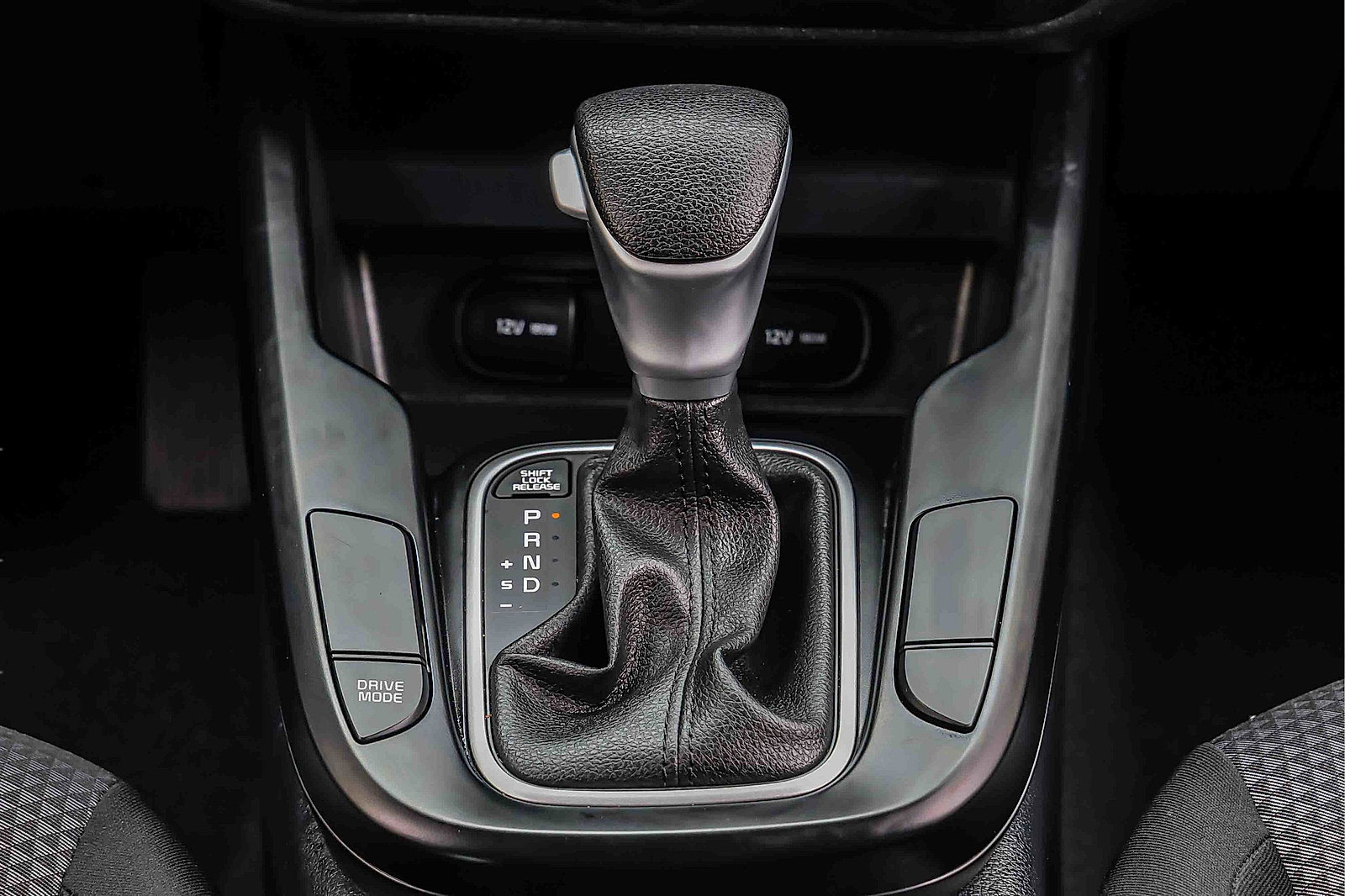 Certified 2025 Kia Soul LX w/ LX Technology Package FWD image 12