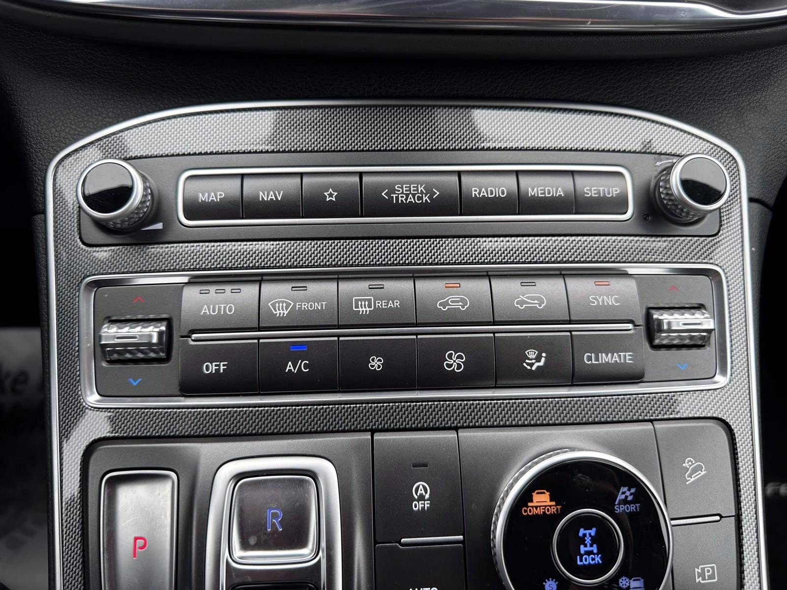 Used 2023 Hyundai Santa Fe SEL AWD/4WD image 23