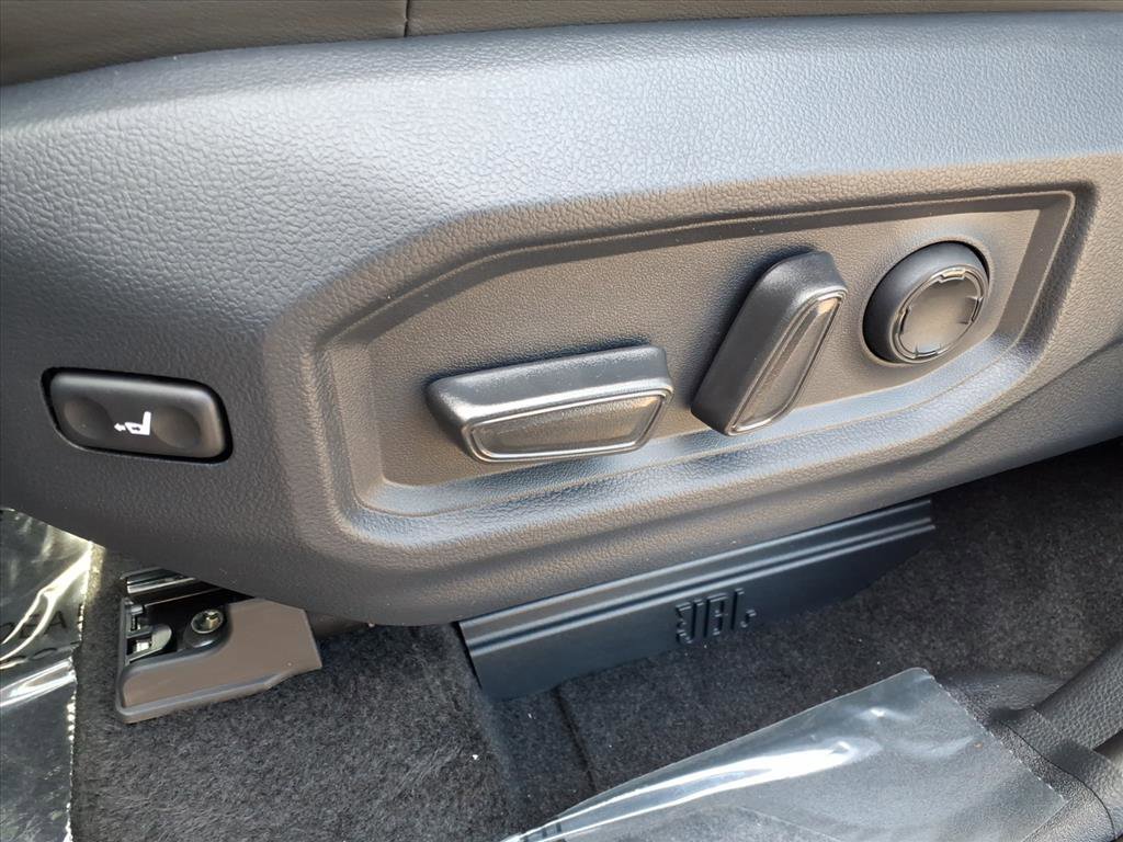 New 2026 Toyota Tundra Platinum image 10