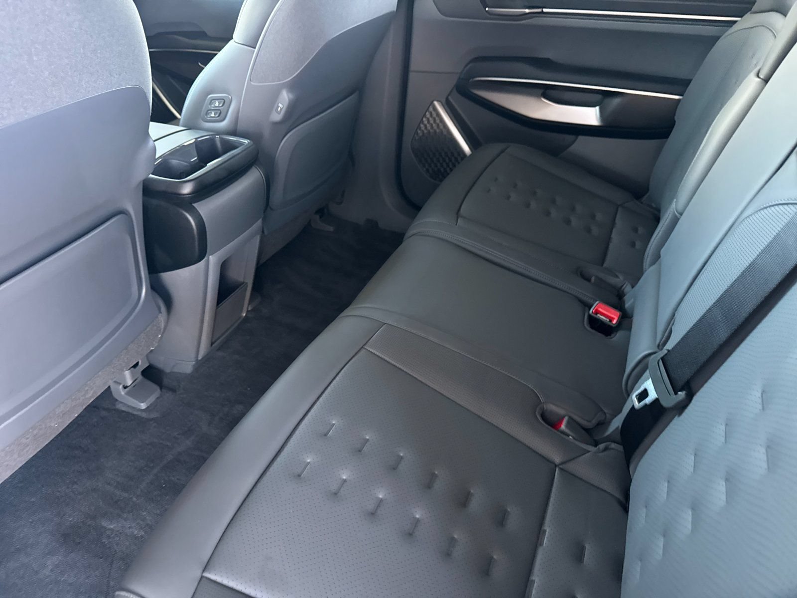 New 2026 Kia EV9 Wind AWD/4WD image 4