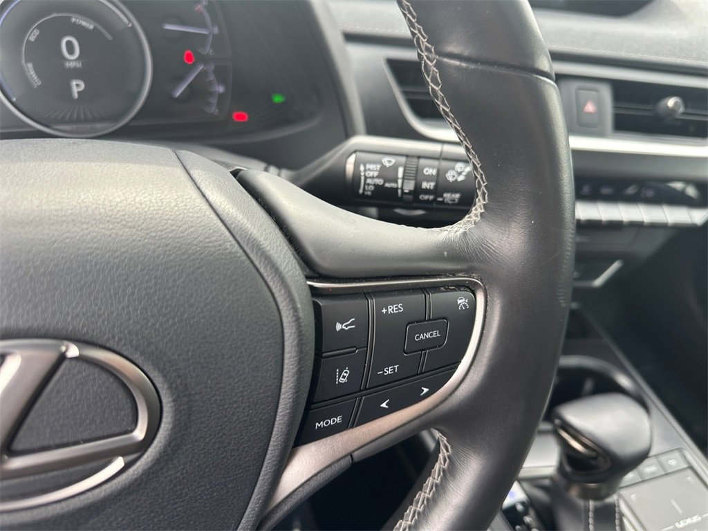 Used 2020 Lexus UX 250h w/ Premium Package image 24