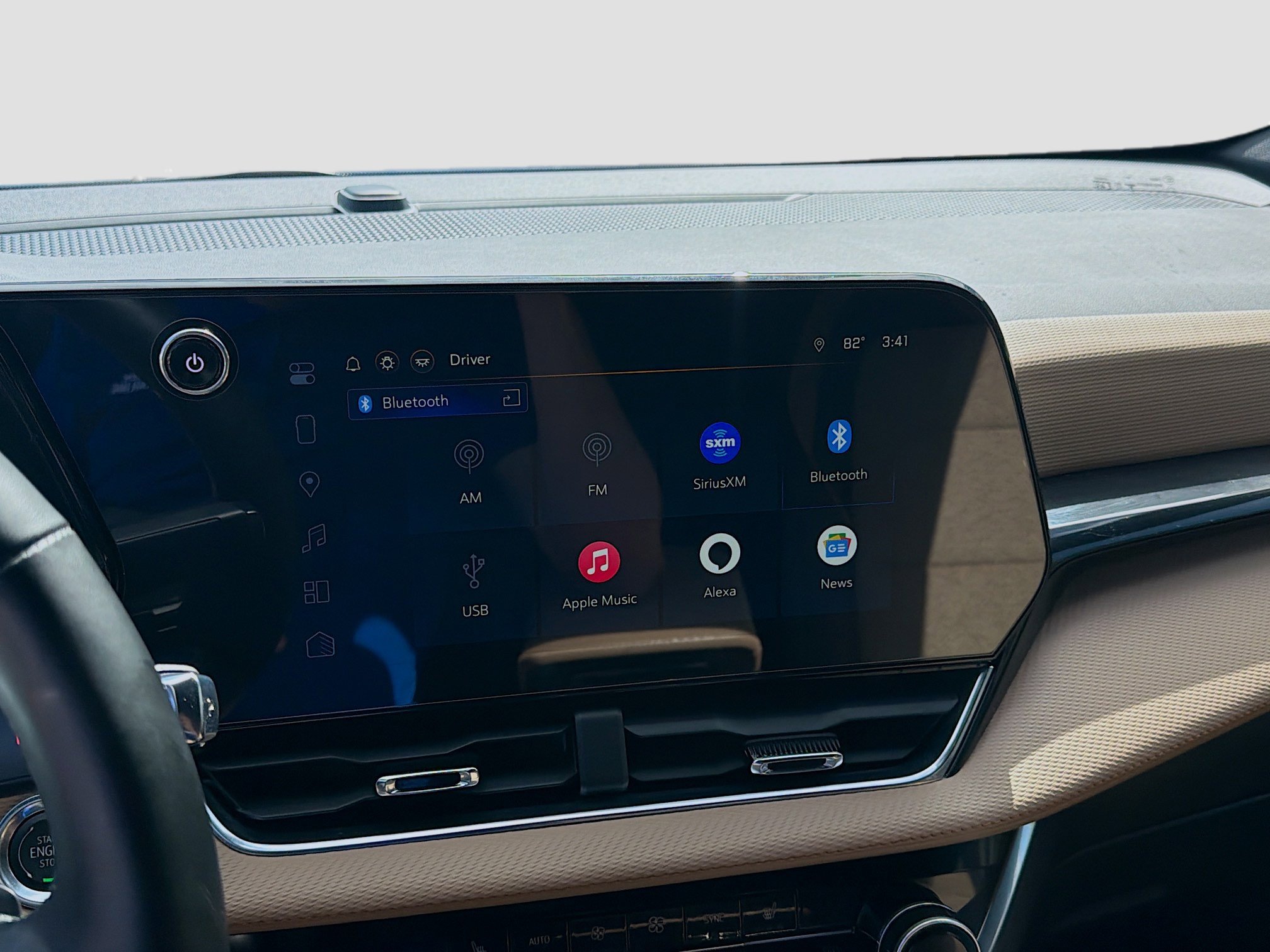 Used 2025 Chevrolet Equinox ACTIV image 12