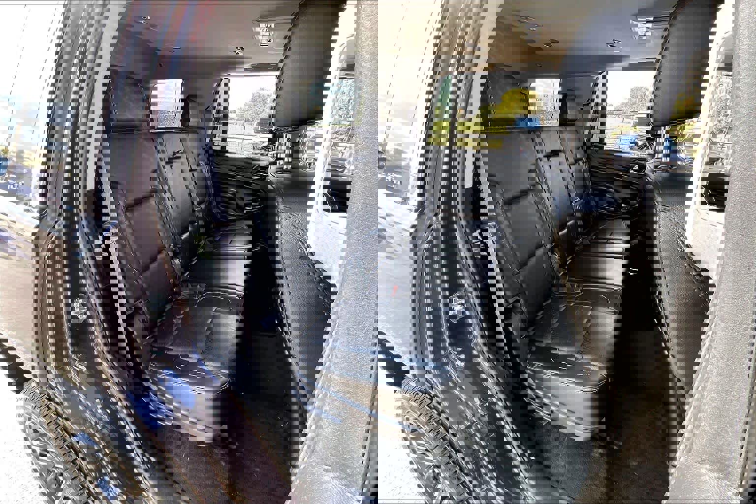 Used 2015 GMC Yukon SLT w/ Open Road Package image 20