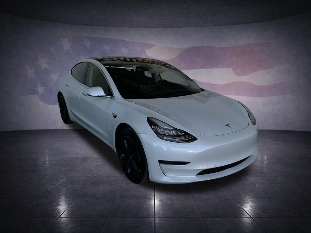 Used 2020 Tesla Model 3 Standard Range Plus RWD image 7