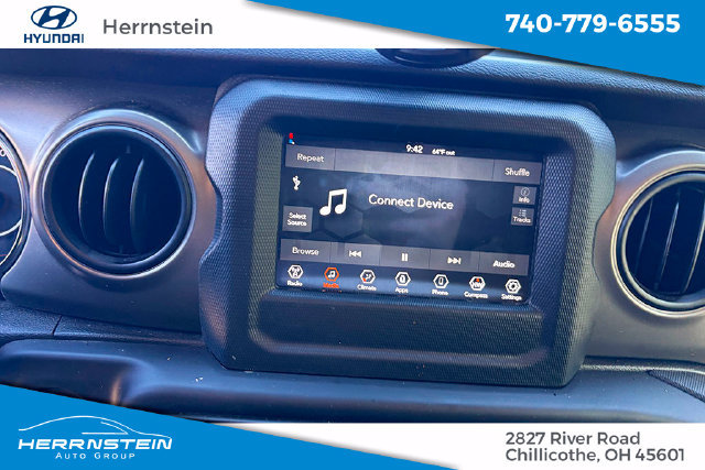 Used 2022 Jeep Gladiator Sport AWD/4WD image 11