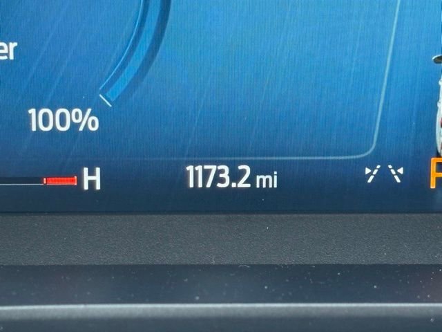 New 2025 Ford Escape SE w/ PHEV Premium Package FWD image 16
