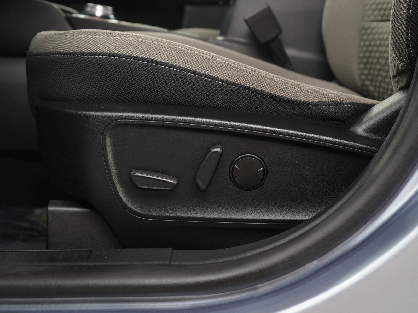 Used 2022 Ford Escape SE w/ Convenience Package image 23