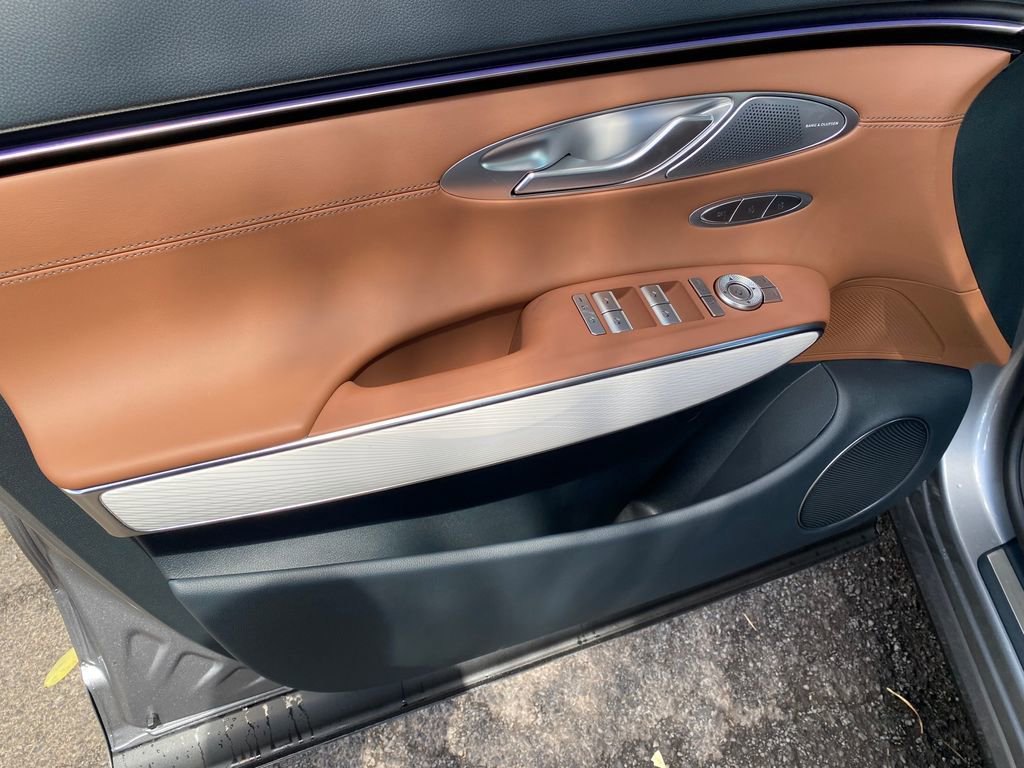 New 2026 Genesis GV70 2.5T Advanced image 31