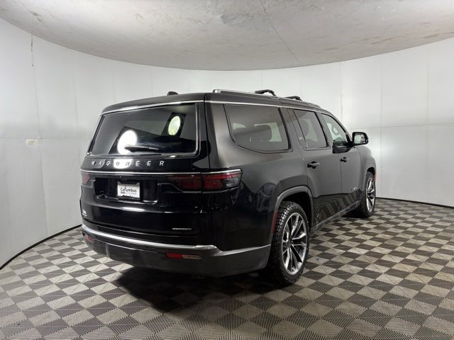 Used 2022 Jeep Wagoneer Series III w/ Premium Group I image 4