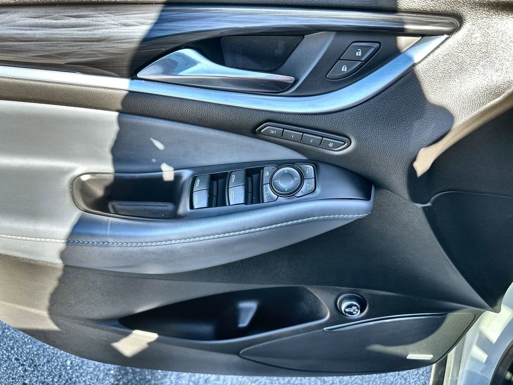 Used 2023 Buick Enclave Premium w/ Experience Buick Package image 24