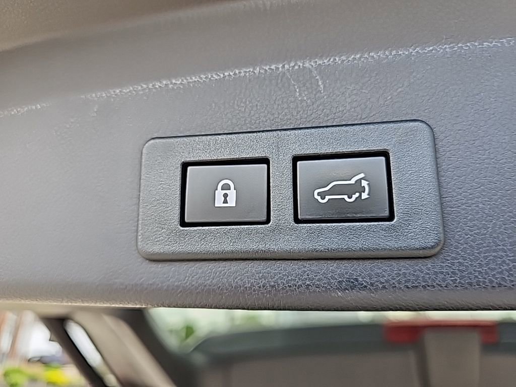 Used 2022 Subaru Ascent Touring image 25