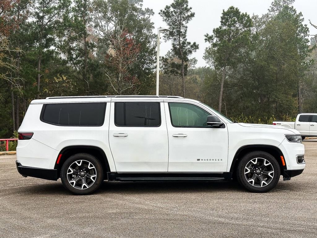 Used 2024 Jeep Wagoneer L Series III w/ Flexible Seating Group image 6