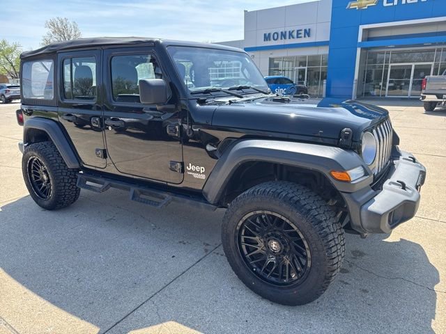 Used 2018 Jeep Wrangler Unlimited Sport image 1