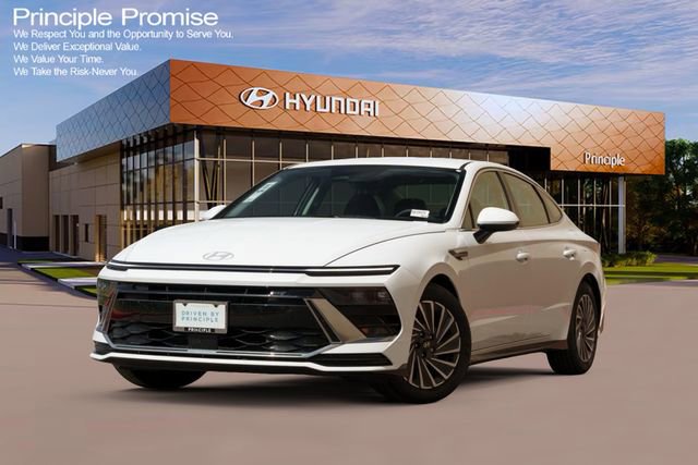 New 2025 Hyundai Sonata SEL image 1