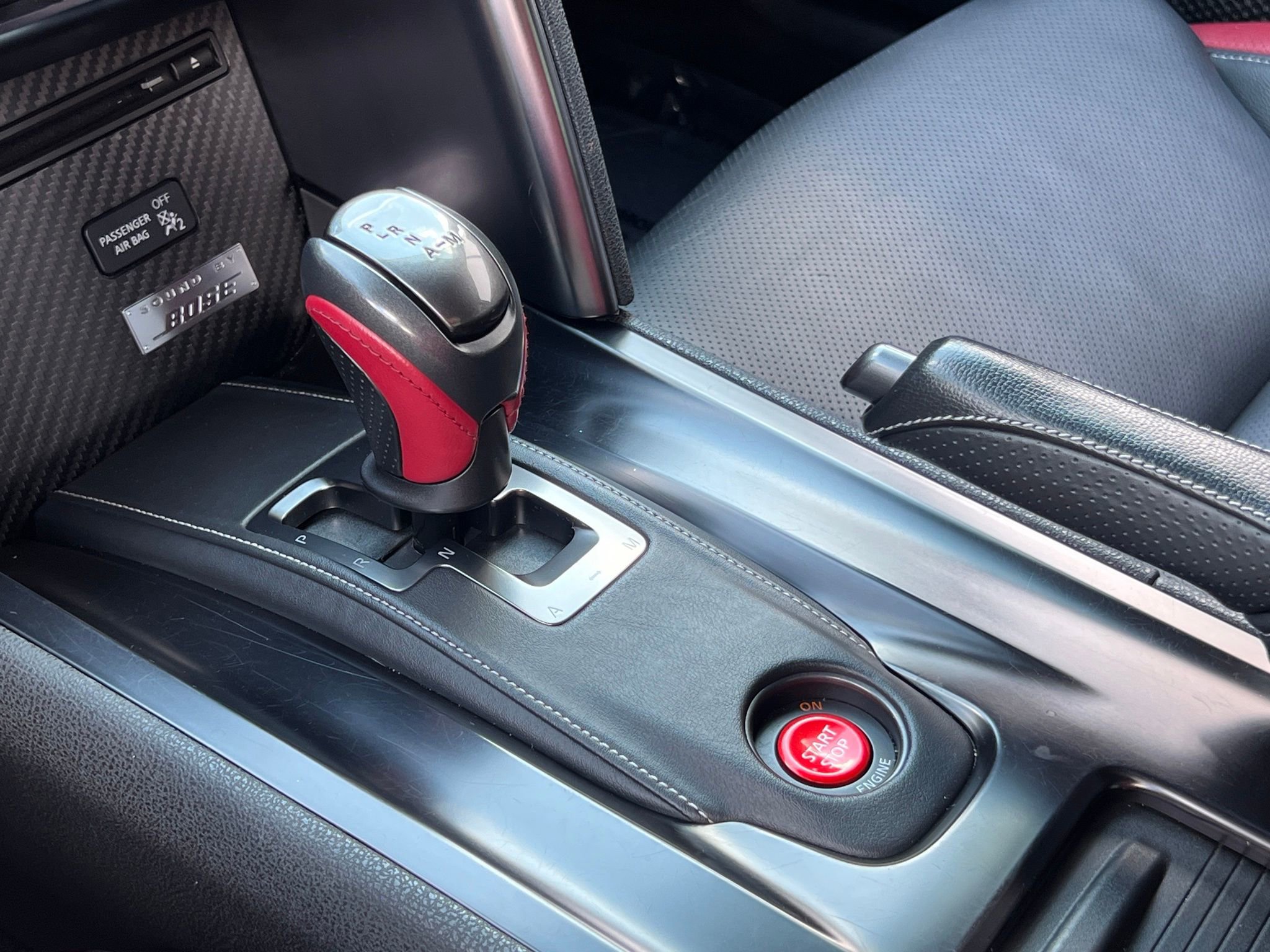 Used 2015 Nissan GT-R Black Edition image 31