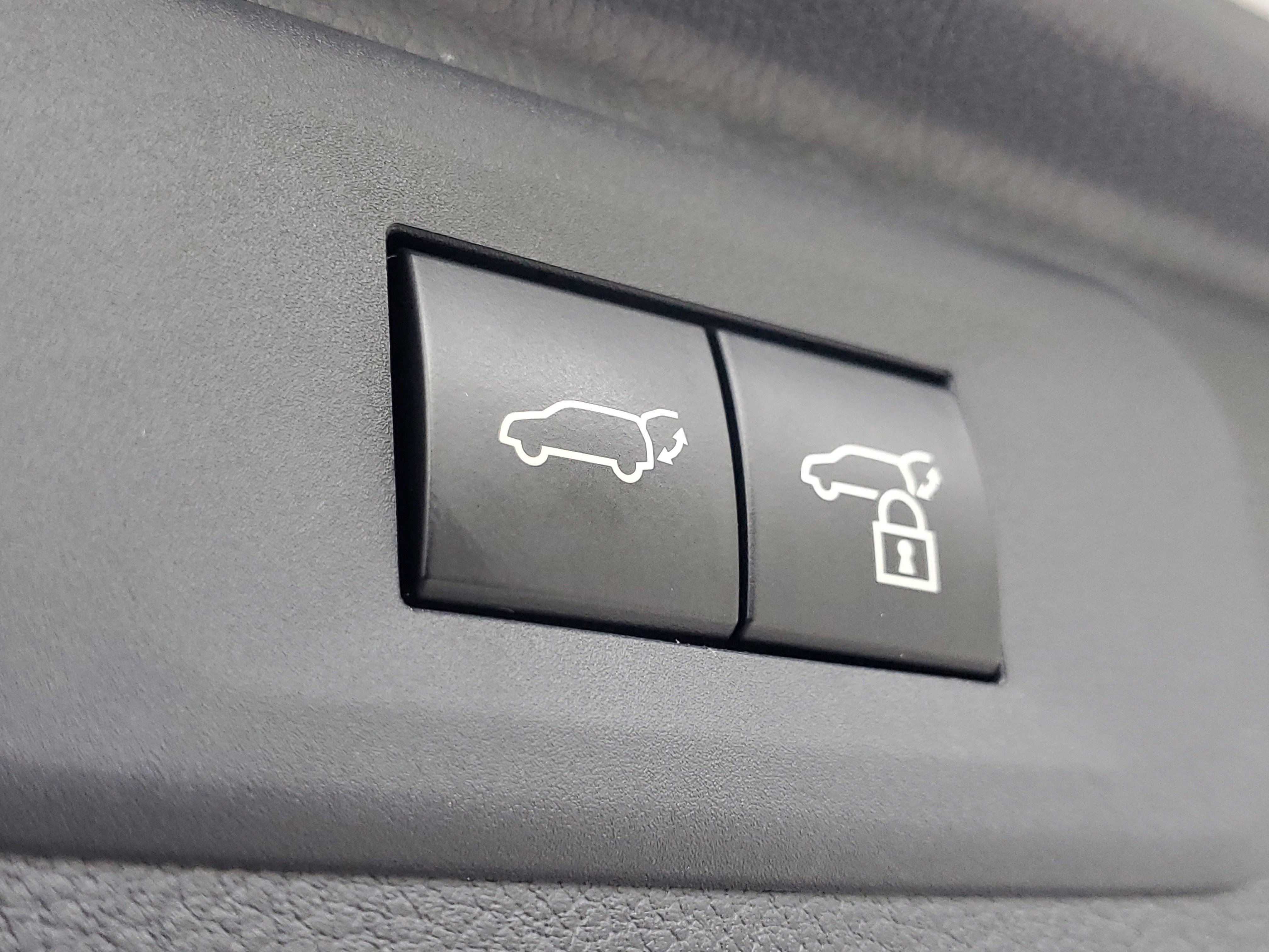 Used 2024 Toyota Grand Highlander Limited image 10