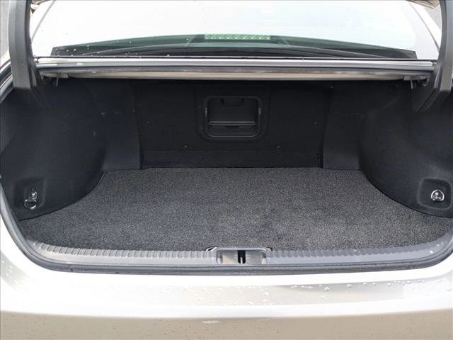 Used 2021 Lexus ES 350 w/ Accessory Package image 6